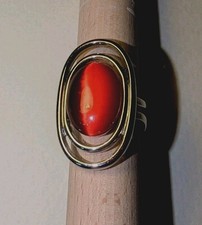 großer silberner Ring