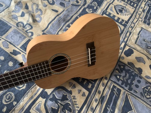 Konzert ukulele aus - ukulele, bambus