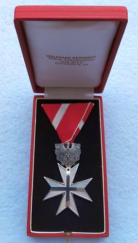 Silbernes verdienstzeichen - silbernes,