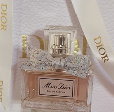Dior Miss Dior Eau de Parfum 30ml Version 2021 Bunte Glitzerschleife