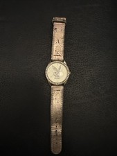 Damenarmbanduhr aus der