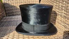 Antiker Zylinder Hut im