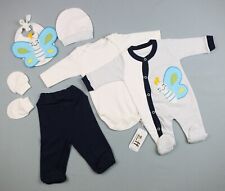 Neugeborenen Erstausstattung