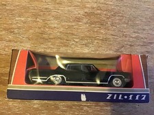 UdSSR Spielzeug Auto ZIL-117 (1:43) Original Verpackung und Guten Zustand 