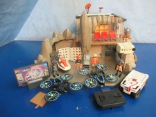 4875 Agenten Hauptquartier viele Figuren Space Playmobil 8529