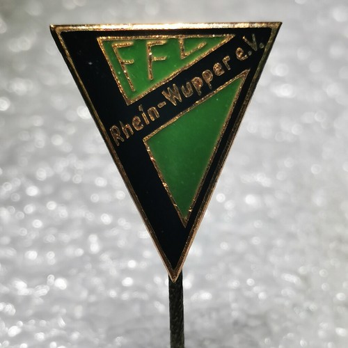Fussball anstecknadel - fussball,
