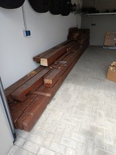 Holzbalken in verschiedenen