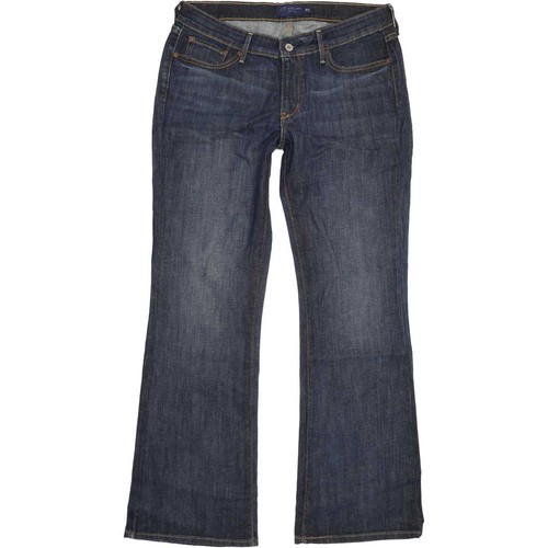 Levi slight curve - curve,