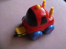 Babyspielzeug Auto
