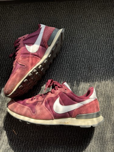 Nike internationalist sneaker - nike,