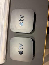 Apple TV (3. Generation) - Schwarz (MD199FD/A) + Universalfernbedienung