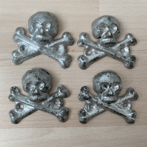 Totenkopf memento mori eisen - memento,