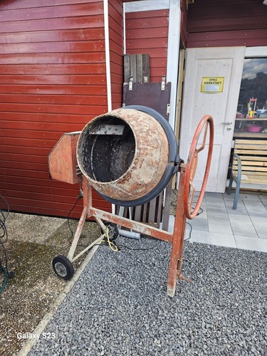 Betonmischer der marke gui - betonmischer,