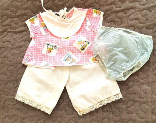 Süsses altes puppenoutfit - süsses,