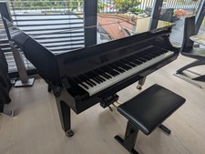 KLAVIER-Flügel KAWAI in hervorragendem Zustand, schwarz poliert, Länge 1,6 m