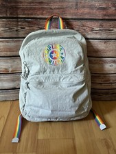 Kipling Rucksack. Grau-Regenbogenfarben