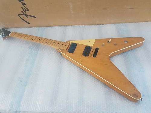 Tokai hybrid flying veeee - 80's,