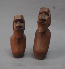 ZWEI GUTE ALTE OZEANISCHE POLYNESISCHE OSTERINSEL GESCHNITZTE RAPA NUI MOAI FIGUREN