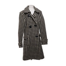 Metropolis Company, Mantel