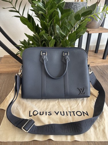 Louis vuitton takeoff - louis,