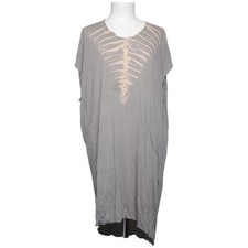 Rabens Saloner, Tunika