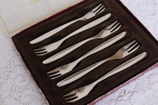 WMF Verona/Ascona 6 Kuchengabeln 15,6 cm Cromargan Besteck im Karton