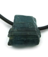 Rohstein gebohrt anpoliert Turmalin blau Indigolith 10 - 12 mm