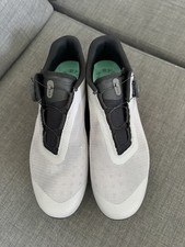 „Van Rysel RoadR 900 Rennradschuhe – Größe 44,5 – ungetragen – mit SPD-SL Cleats