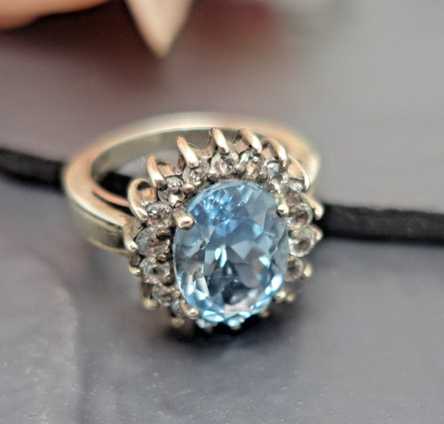 608 eleganter blautopas ring - eleganter,