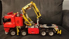 LEGO TECHNIC (8258) : Truck mit Power-Schwenkkran mit Power-Functions