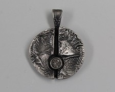 Schöner Anhänger aus Silber