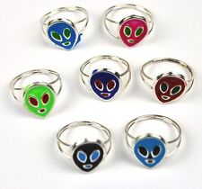 Cooler original vintage Alien Ring USA 1970's Kinder Ring