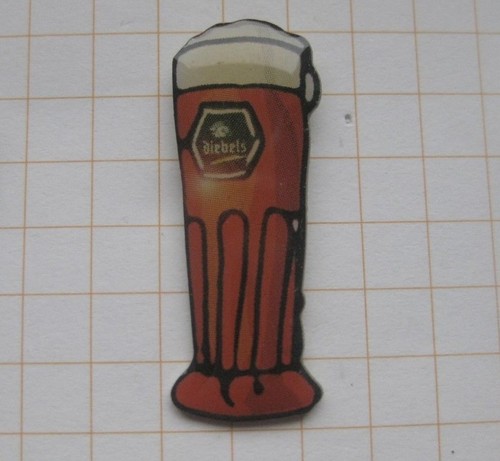 Diebels glas issum - /, /