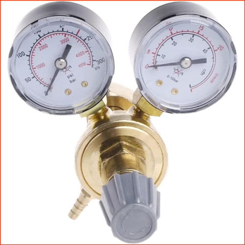 Druckminderer mit manometer - mit,