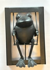 Metall WandDeko "Frosch auf Schaukel" matt schwarz, Wandhänger  Metallbild