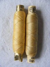 2x Garnrolle Nähgarn Garn alt nähen Konvolut gelb gold Amann Ackermann Dominator