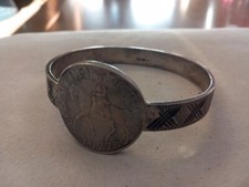 Armreif mit münze silber - armreif,