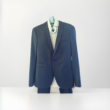 Hochwertiger Hugo Boss Anzug 3-teilig, Größe 46, Knitter- & Faltenresistent