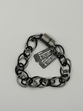 Ernstes Design Armband mit