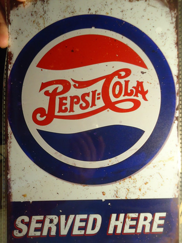 Pepsi cola nimmer reichend - pepsi,