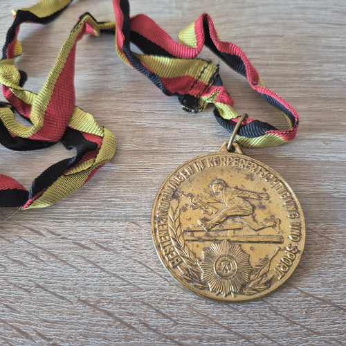 Ddr medaille mdi volkspolizei - ddr,