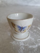 Antiker Eierbecher mit Schmetterling 2