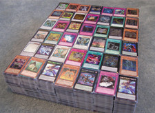 Yu-Gi-Oh! 45 zufällige Karten