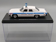 Modellautos 1:43 Neo Scale Models Dodge Monaco Chicago Police 1974 in Vitrine