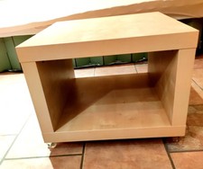 Kinder Jugend Couchtisch Würfel Form - Höhe 55 cm 