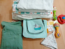 24 Mullwindeln/Spucktücher Schmuse-/Stilltuch/ Kosmetiktasche Zeitschrif Rassel+