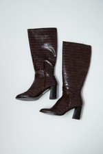 Braune hohe Damen-Stiefel
