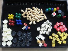 Spiel - Zubehör - Teile - gemischter Konvolut (132 T. ),Neuwertig