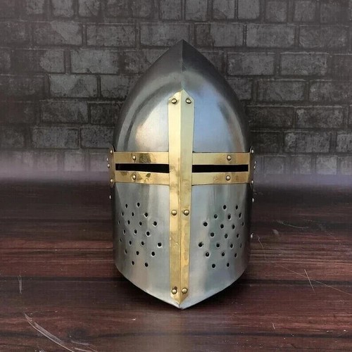 Tempelritterhelm mit