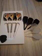 Target 23g - Swiss Point - Dimitri van den Bergh G2 - Steeldart neuwertig 